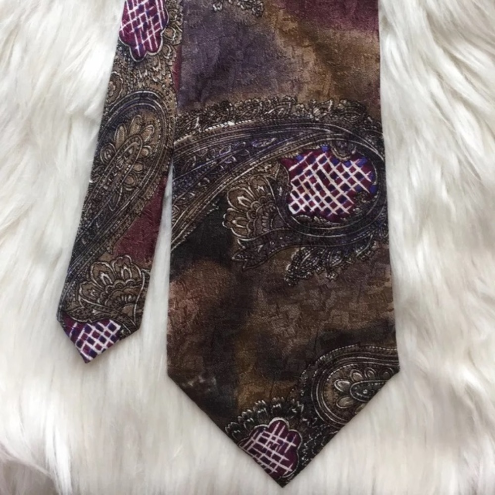 Albert Nipon Multicolor Paisley Silk Tie